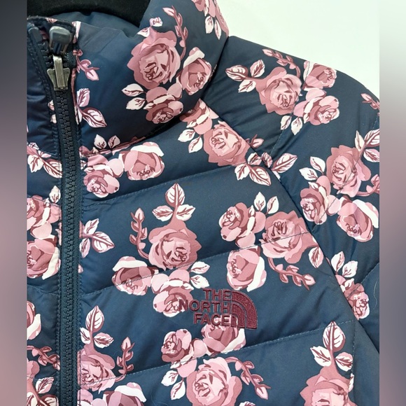 The North Face Flare Jacket Navy Blue Floral 550 Down Fill | Women’s Size Medium - Picture 3 of 9